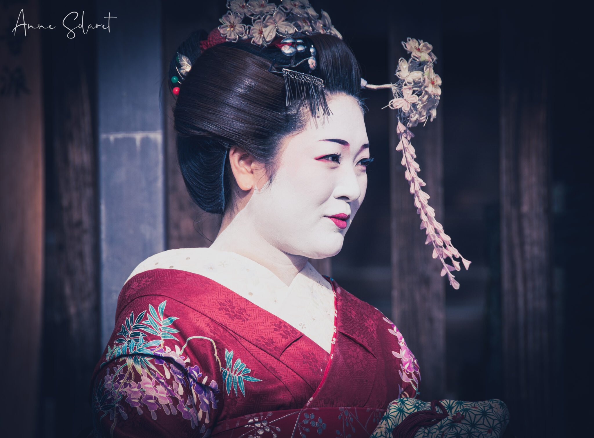 Imaginomades-Kyoto-Gion-geisha-portrait-signature